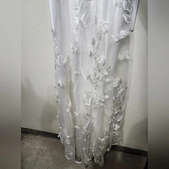 Lulus Profound Elegance Ivory 3D Floral Embroidered Maxi Dress XL Wedding Party - Picture 12 of 14